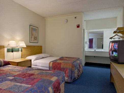 Red Roof Inn Houston Brookhollow Экстерьер фото